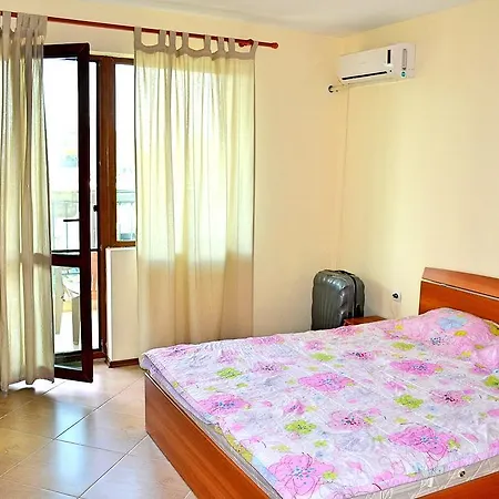 Amadeus 3 One-bedroom Eh